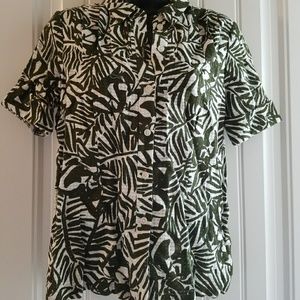 Sale! Kate Spade Short Sleeve Shirt Size 2 Button